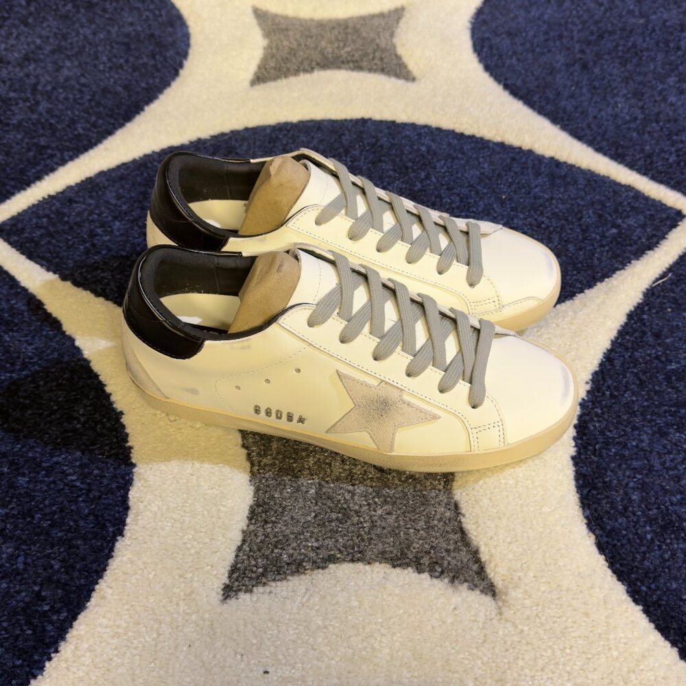 Golden Goose Super Star with black heel tab and metal stud lettering Size 39 / 9